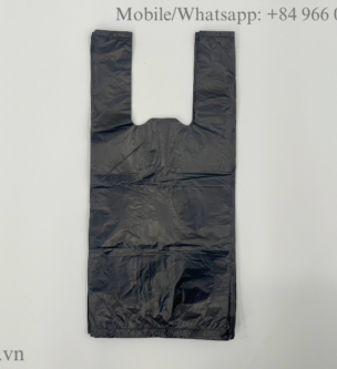 30% recycled black t-shirt bag